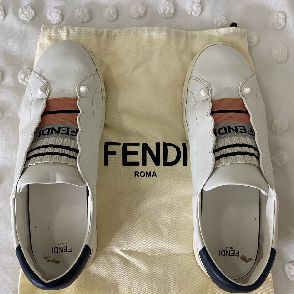 Preowned FENDI sneakers